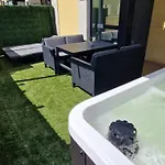 Garden - Jacuzzi, Jardin Privado Y Vista Mar فينيستيري