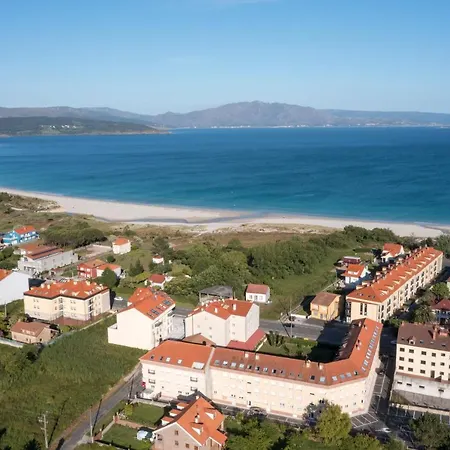 아파트 Garden - Jacuzzi, Jardin Privado Y Vista Mar 피니스테레