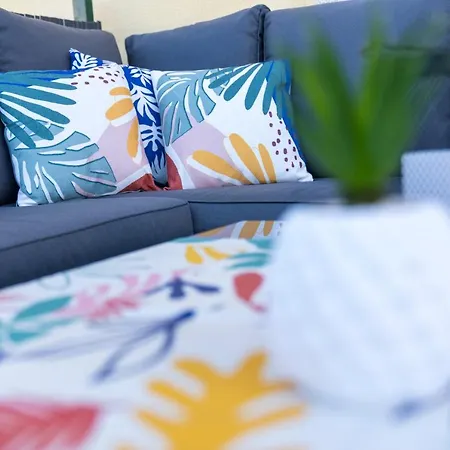 Garden - Jacuzzi, Jardin Privado Y Vista Mar * פיניסטרה