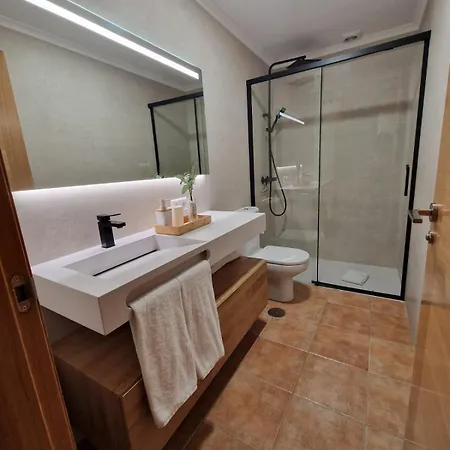 Appartement Garden - Jacuzzi, Jardin Privado Y Vista Mar