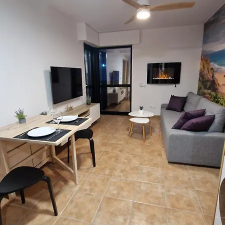 Garden - Jacuzzi, Jardin Privado Y Vista Mar 아파트 *