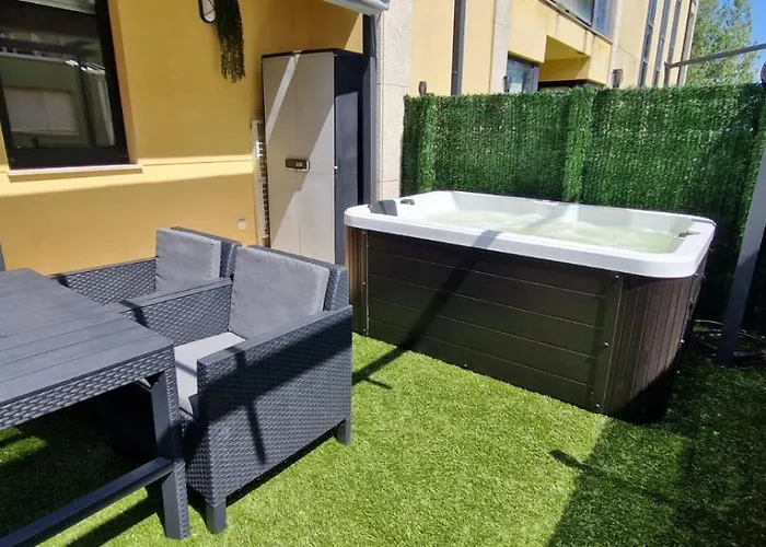 Garden - Jacuzzi, Jardin Privado Y Vista Mar 菲尼斯特雷